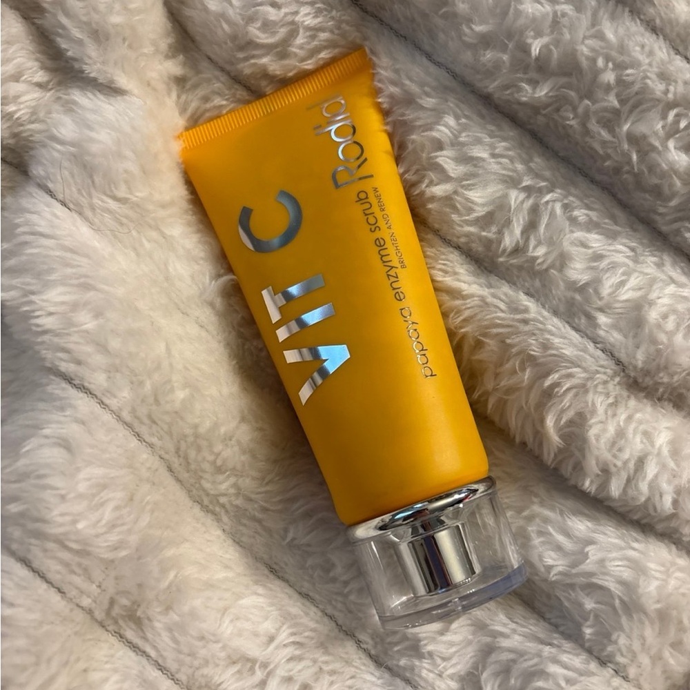 *SOLD* Rodial Vit C Enzyme Scrub